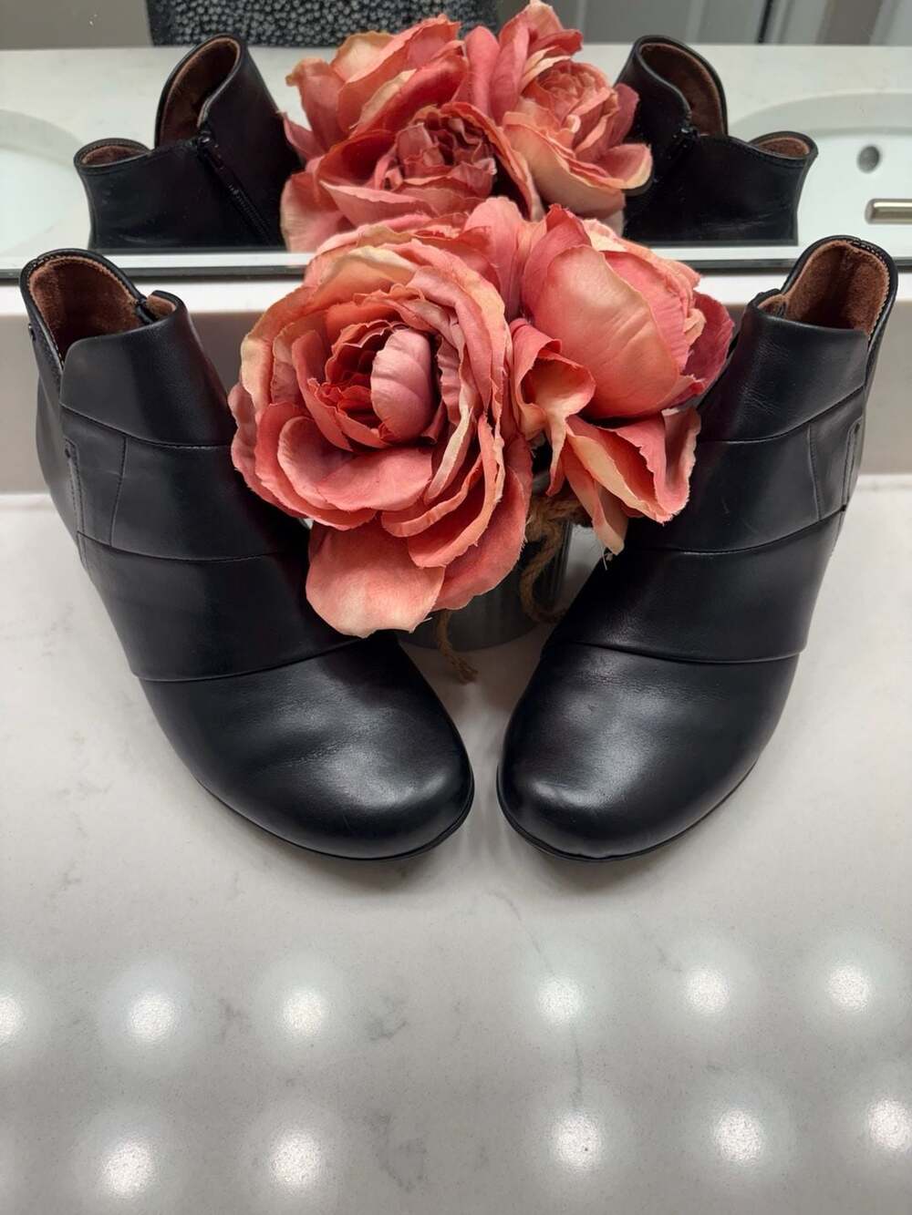 Cobb Hill Women's Laurel New Bootie Black Leather Ankle Boots